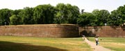 Lucca's walls